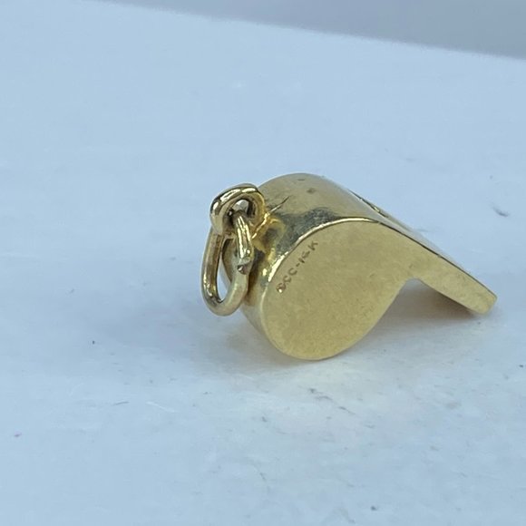 JR9282 10KYG 3D whistle charm pendant JR9282 - Picture 3 of 5